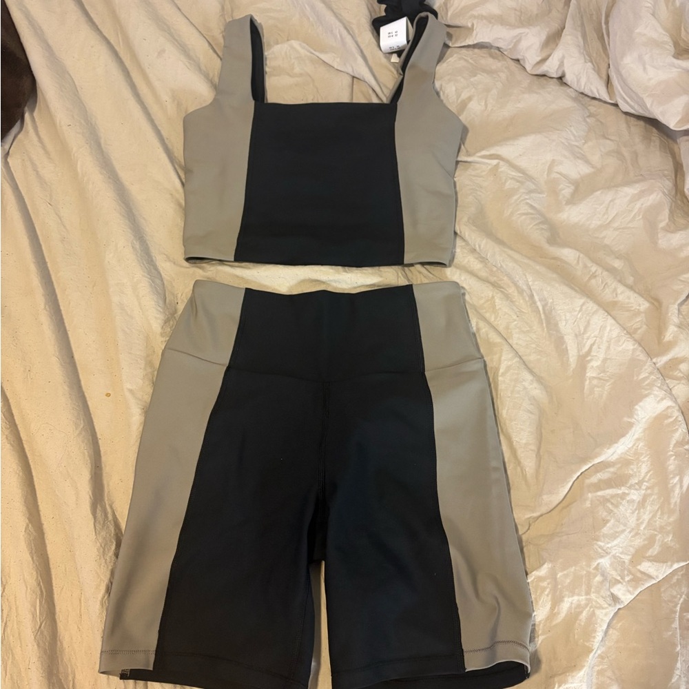 Abercrombie YPB workout set